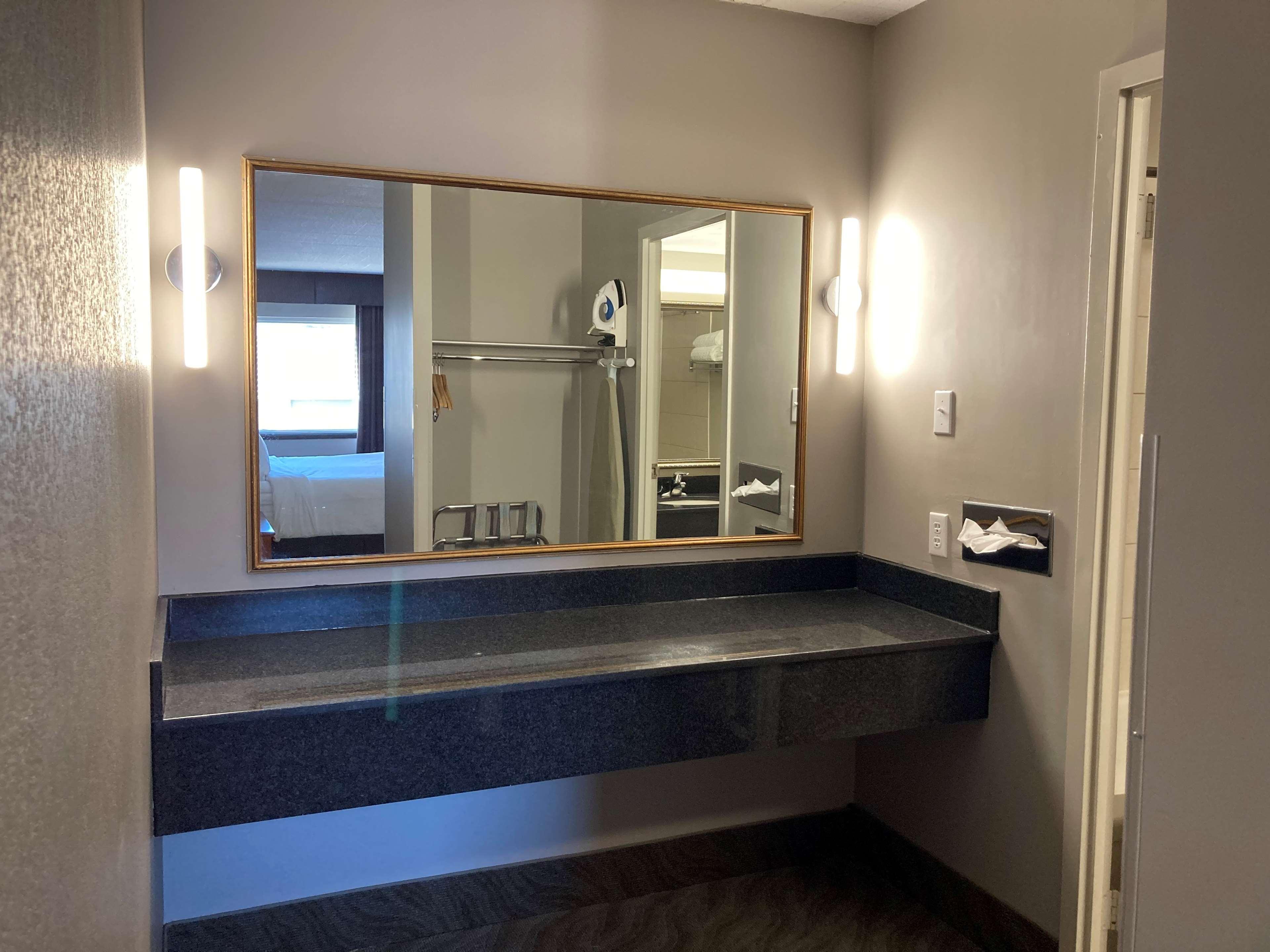 Best Western North Bay Hotel & Conference Centre Ngoại thất bức ảnh